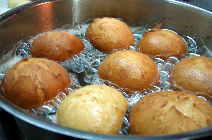 Krepliki (traditional donuts)